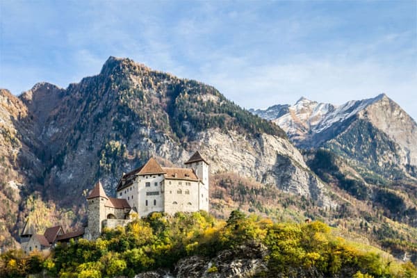 Liechtenstein Alpes castillos